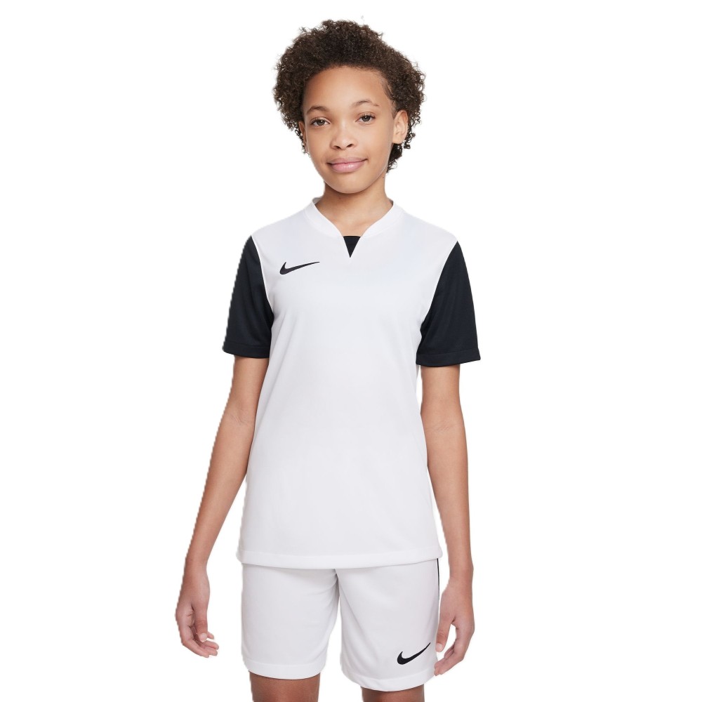 Nike Junior Dri-FIT Trophy 5 DR0942-100 Nike Junior Dri-FIT Trophy 5 DR0942-100, Nike